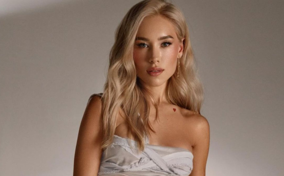 Відома блогерка показалася під крапельницею: що сталося