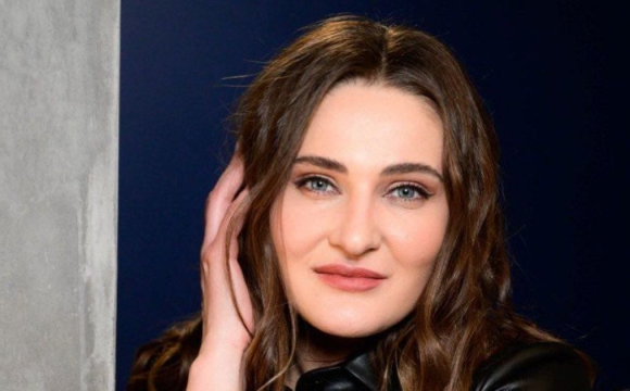 Відома акторка опинилася в епіцентрі вибухів під час масованої атаки РФ