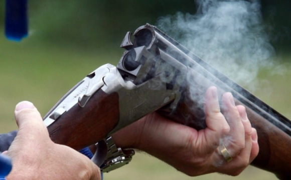 В Україні староста села застрелив свою помічницю прямо на роботі