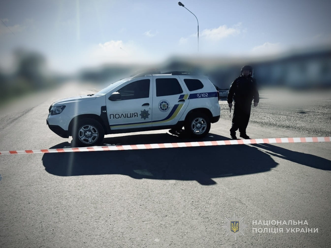 З'явилися перші фото наслідків атаки на Волинь: що там відбувається З'явилися перші фото наслідків атаки на Волинь: що там відбувається