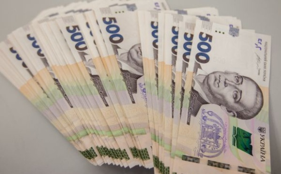 Родинам в Україні виплатять по 6500 гривень