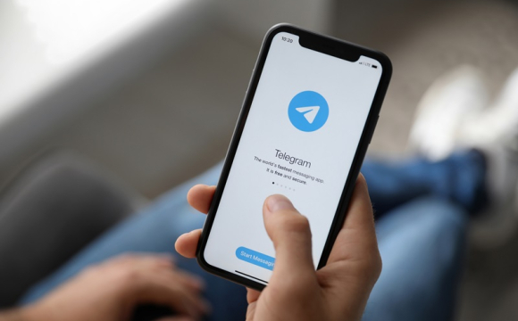 В Україні адміністратор Telegram-каналів допомагав ухилянтам тікати в рф