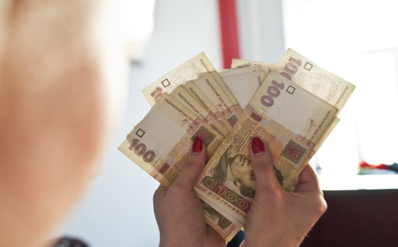 Частині українців виплатять 700 грн на комунальні послуги