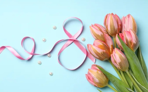 Чи будуть цього року святкувати 8 Березня в Україні