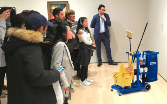 Українська прибиральниця в Чехії випадково створила шедевр на $910 тисяч. ФОТО