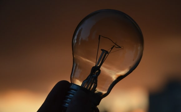 Українці можуть самостійно скоротити графіки відключень світла