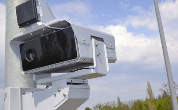Як працюють камери автофіксації швидкості в Україні