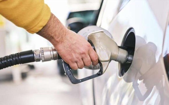 Настане смерть авто: де не треба купувати бензин з 1 травня