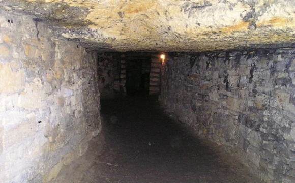 У містичних підземеллях в Україні масово зникають люди