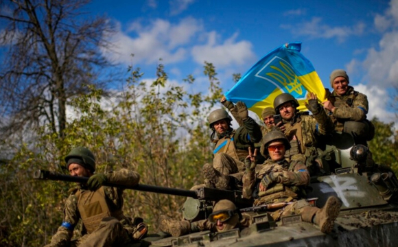 Мольфарка впевнено назвала дати закінчення війни в Україні