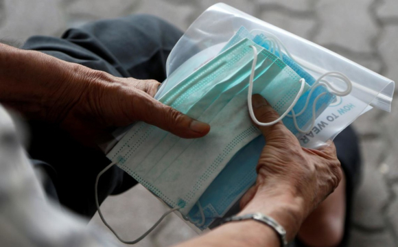 Українців попереджають про сильний спалах коронавірусу: названі небезпечні місяці