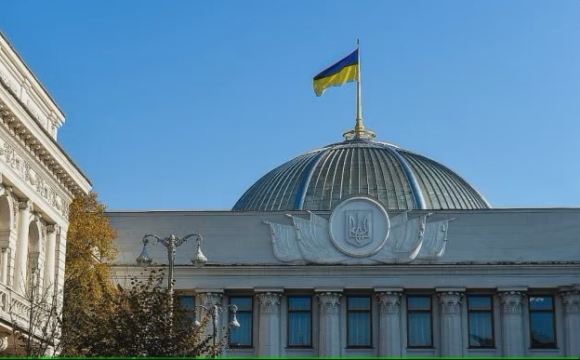 Український народний депутат поскаржився на низьку зарплату у Раді