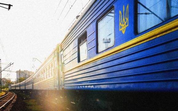 На заході України 88-річна жінка потрапила під поїзд