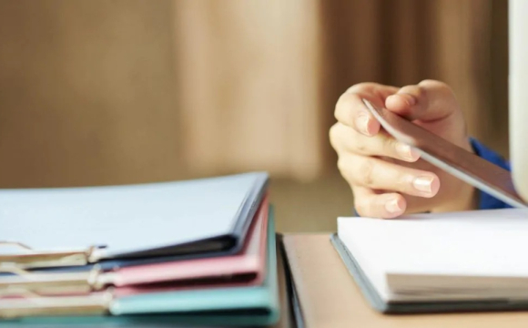 Українців закликали звернутися до ПФУ