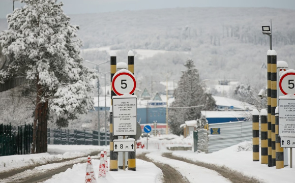 Українців ув'язнюють під час виїзду до Польщі: що відбувається