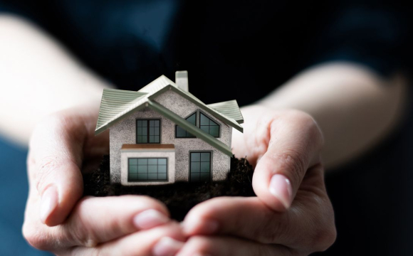 Українці можуть втратити житло: яку помилку не можна допускати