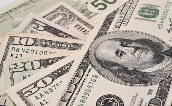 В Україні дорожчає долар