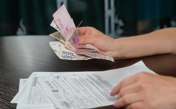 Стало відомо, скільки доведеться платити українцям за газ і світло з 1 вересня