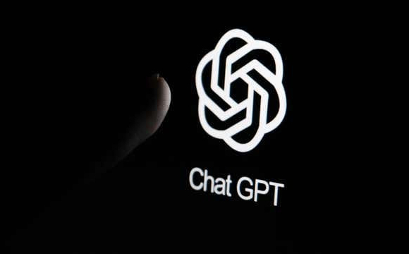 Користувачі терміново видаляють ChatGPT зі своїх телефонів: що відбувається