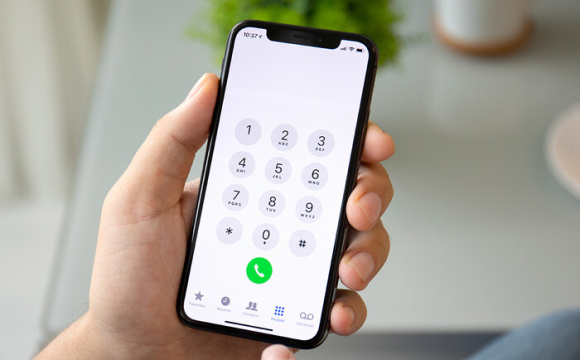 Українці масово переносять свої номери на популярного оператора