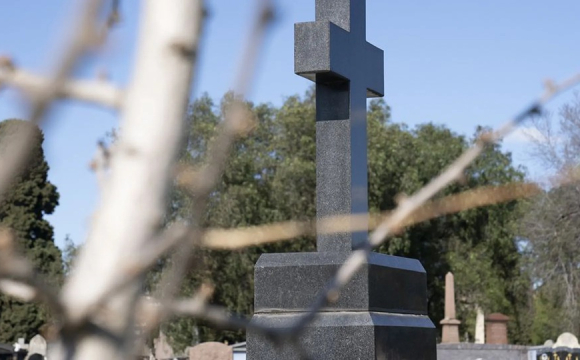 Чому вагітним жінкам не можна ходити на кладовище