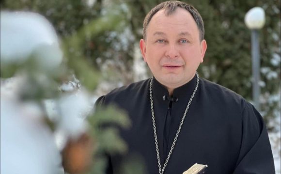 Відомий священник ПЦУ звинуватив українців у війні з РФ