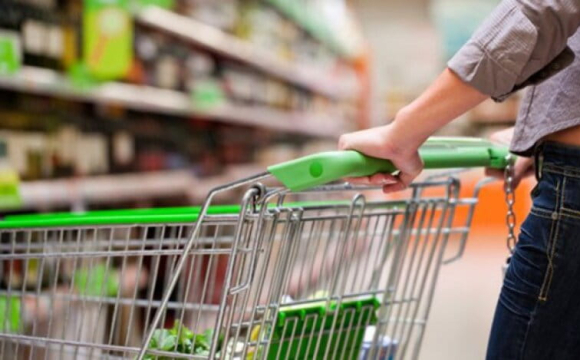 Улюблений продукт українців стрімко дорожчає: як змінюються ціни