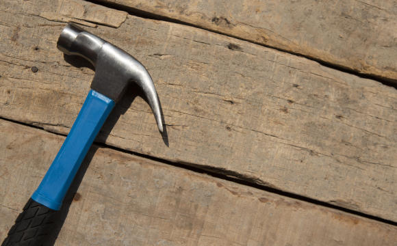 На Волині чоловік напав з молотком на опонента в магазині