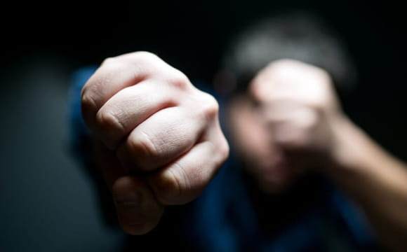 На Волині п'яний чоловік бив та принижував дружину