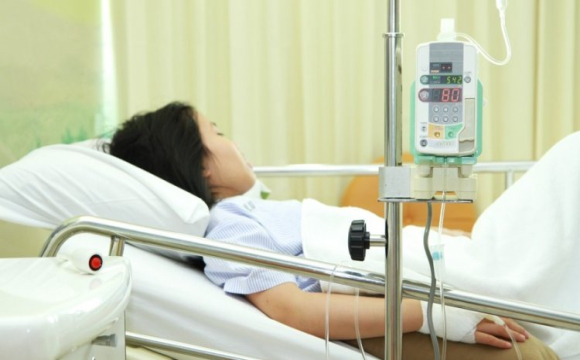 Госпіталізація з отруєнням: 13-річна дівчина потрапила до лікарні після суміші Корвалолу та енергетиків