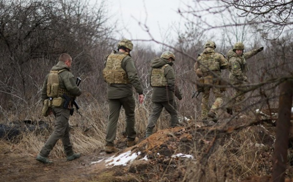 Окупанти відкривали вогонь на Донбасі, українські військові стріляли у відповідь