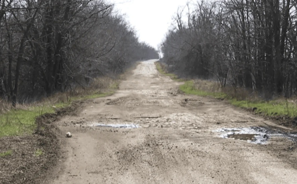 Тисяча українців не може купити їжу та ліки: у чому причина