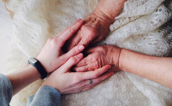 Українцям будуть кожного місяця доплачувати до пенсії по 2595 гривень