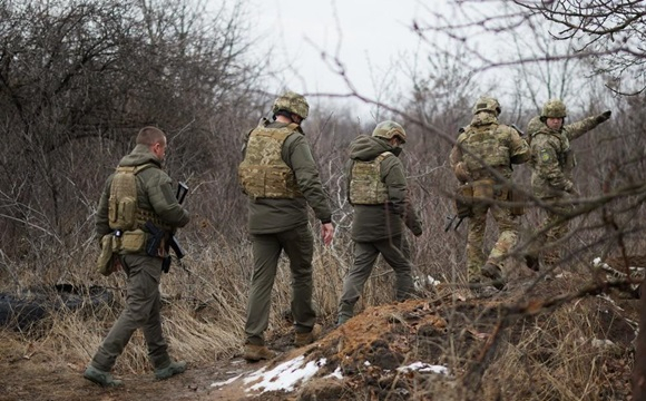 Зеленський повіз на Донбас послів G7, щоб вони особисто побачили агресію з боку РФ   