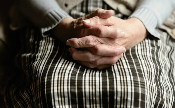 На Волині чоловік вчинив домашнє насильство над матір’ю