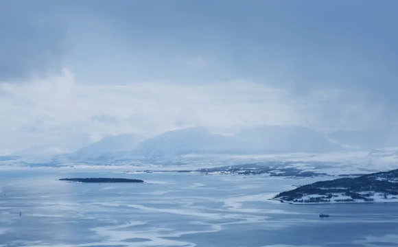 Вода в житті людини: значення, користь і сучасні підходи до споживання