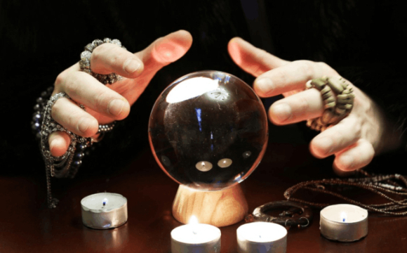 Українські політики часто звертаються до астрологів: чого вони просять найбільше