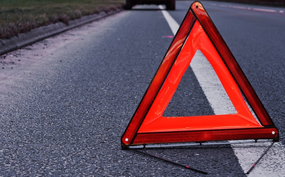 Жінка на авто збила 2-річну дівчинку: дитина в лікарні