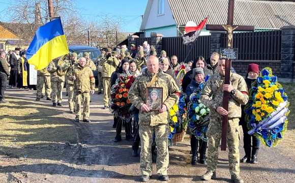 На Волині в останню путь провели Героя. ФОТО