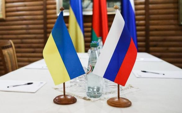 В рф назвали країну, яку хочуть залучити до «мирних переговорів»