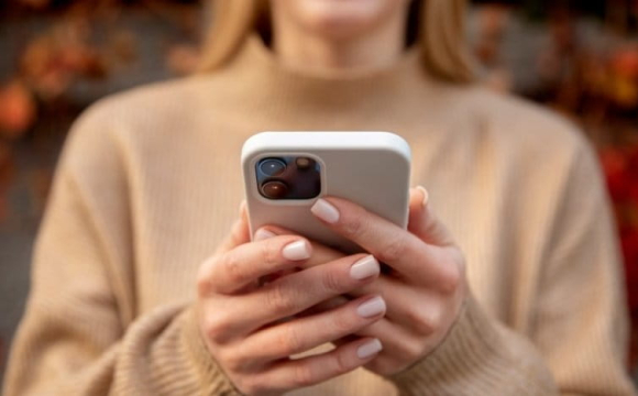 Українців, які користуються iPhone, попередили про небезпеку