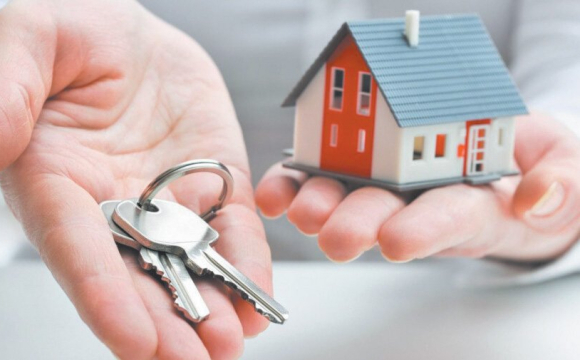 Українці масово стикаються з житловою кризою