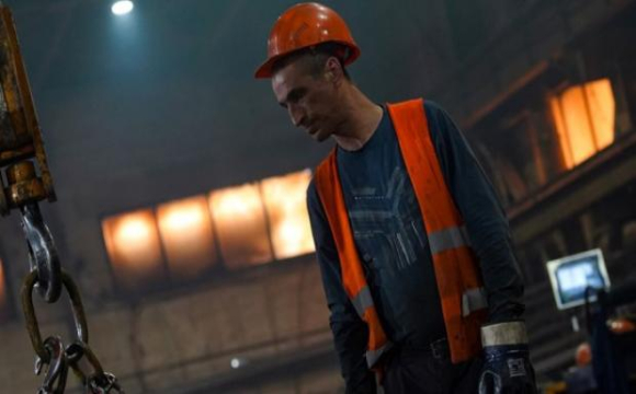 Зарплати ростуть, але працівників немає: в Україні серйозна кадрова криза