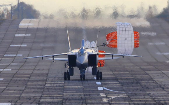 МіГ-31К з «Кинджалами» тероризує Україну: чому він такий небезпечний