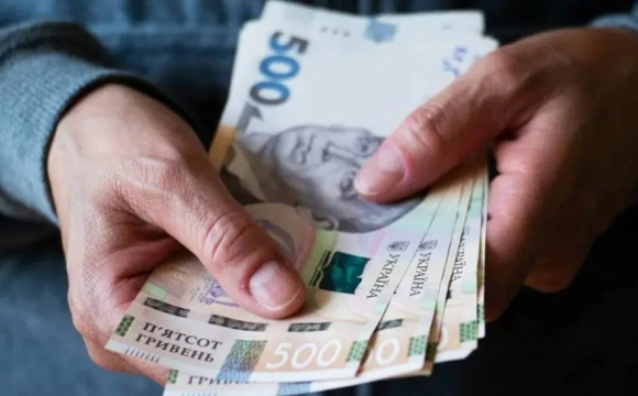 Українцям кожного місяця до пенсії будуть доплачувати по 500 гривень
