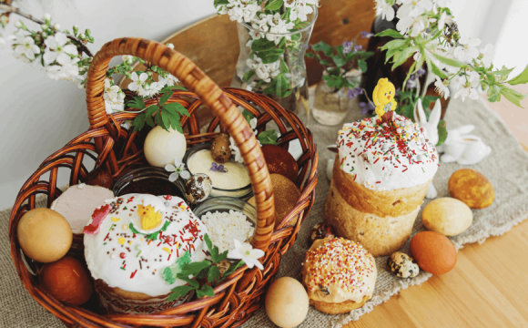 Українцям розповіли, що робити з пасками та яйцями, які залишилися після Великодня