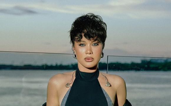 Відома співачка відверто розповіла, коли втратила цноту