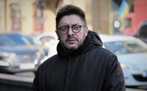 У відомого українського ведучого стався інсульт
