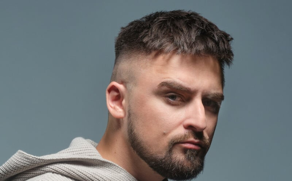 Відомий співак різко висловився про українців за кордоном