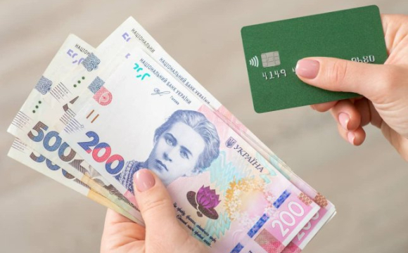 Українцям обіцяють грошову допомогу у 6500 гривень: є небезпека